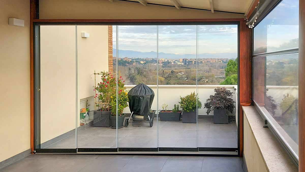 Linearredo-esterno-Vetrate-scorrevoli-e-a-pacchetto